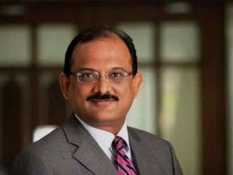 Profile image of Ratnesh in a suit