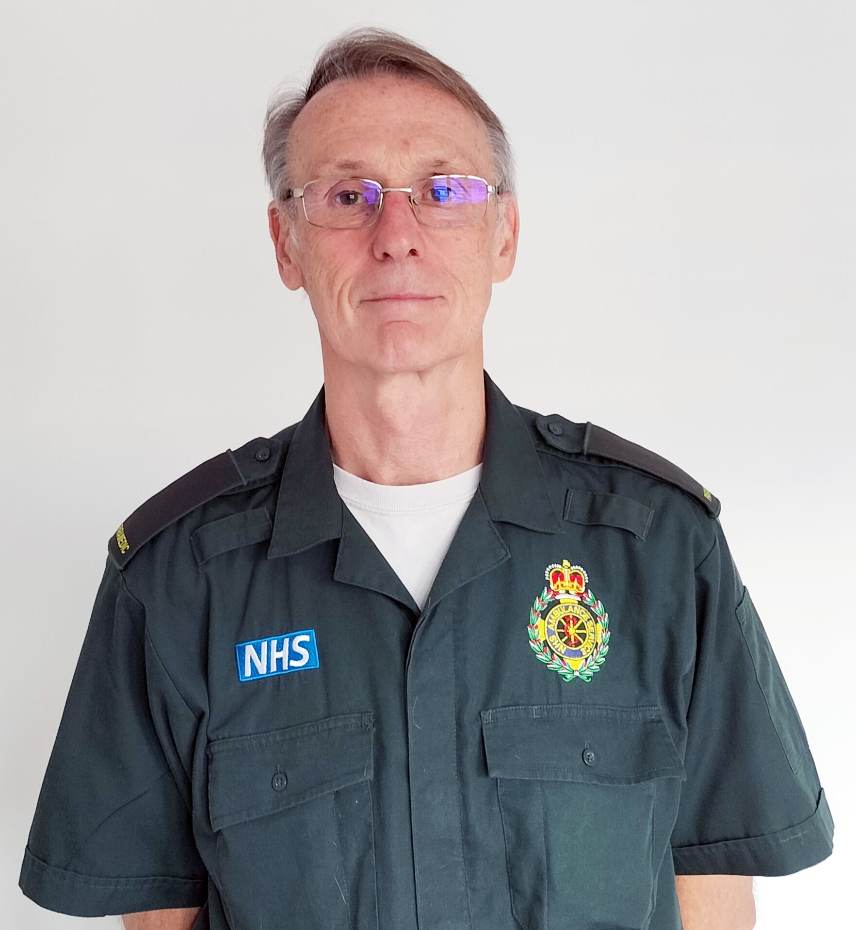 Peter Watters profile picture in paramedic uniform