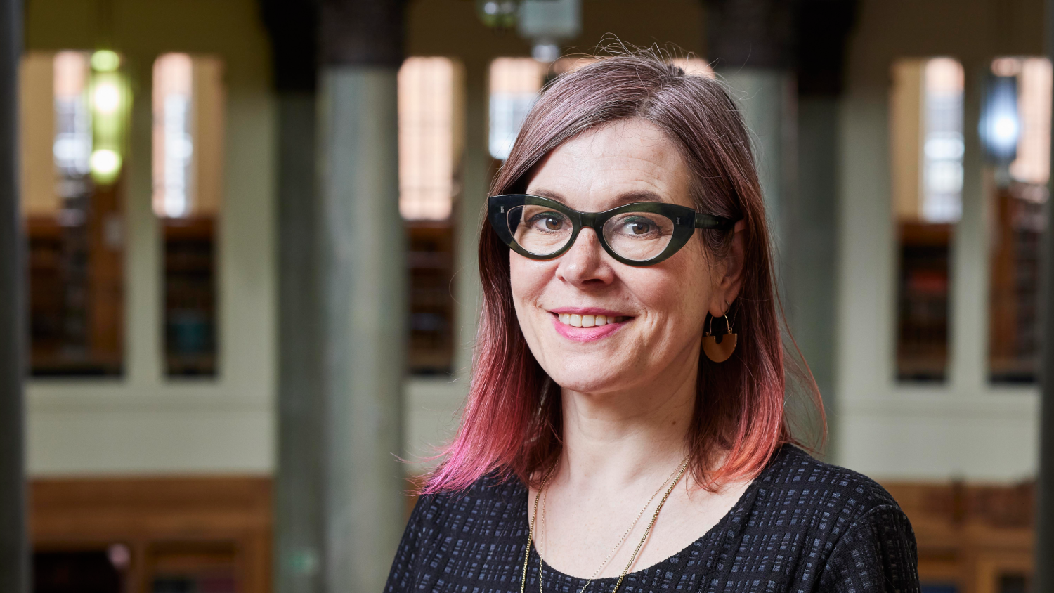 Profile image of Helen Finch, taken in the Brotherton Library in the University of Leeds